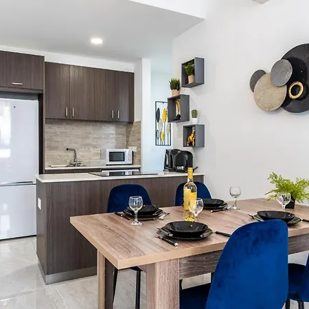 Tyche's 1 Bdr In Apartment *